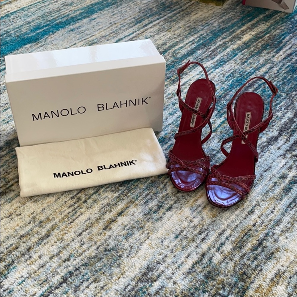 MANOLO BLAHNIK Snakeskin Animal Print Sandals